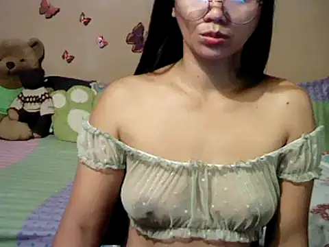 Snapshot of Mia_Rein chatting on 02.23.25 Mia Rein online show from 02.23.25