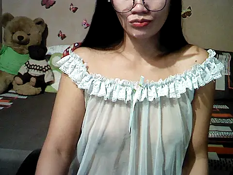 Mia Rein online show from 02.02.26