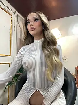 Elizabeth Arden online show from 10.27.25