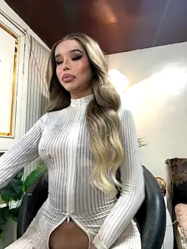 Elizabeth Arden online show from 11.02.25