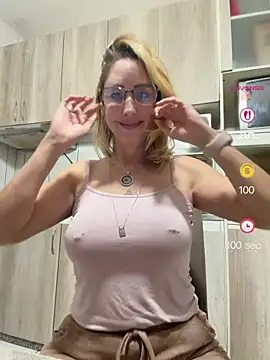 Snapshot of RAIRAsexy chatting on 07.24.26 RAIRAsexy online show from 07.24.26