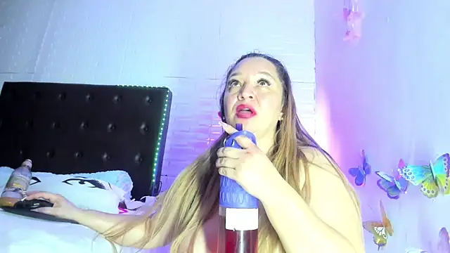 AndreaLombana online show from 03.21.25