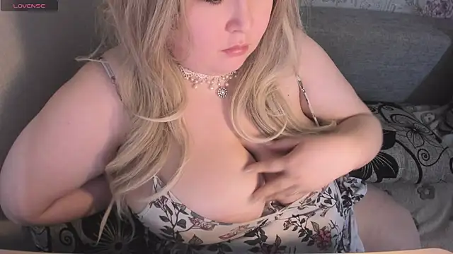 Gabrielle Flame online show from 12.22.24