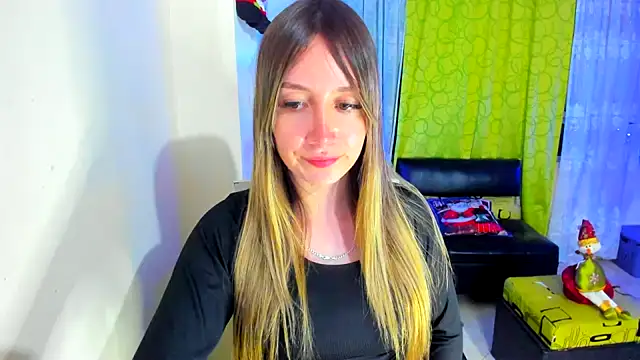 Snapshot of horny__molly_ chatting on 12.06.24 horny molly online show from 12.06.24