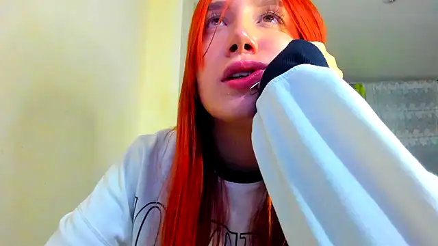Snapshot of horny__molly_ chatting on 01.16.25 horny molly online show from 01.16.25