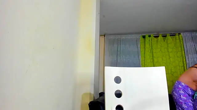 Snapshot of horny__molly_ chatting on 01.18.25 horny molly online show from 01.18.25