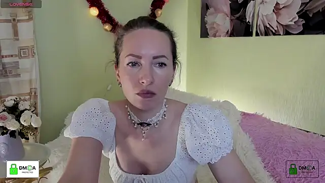 Queenymel online show from 01.23.25