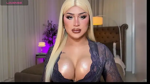 Your Majesty Tyra online show from 11.02.25