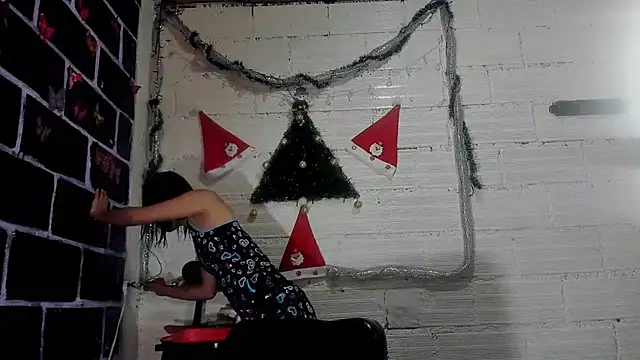 sarasandle online show from 12.21.24