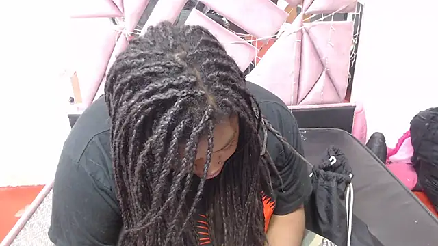 morenahott1 online show from 01.28.25