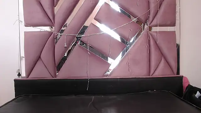 morenahott1 online show from 02.19.25