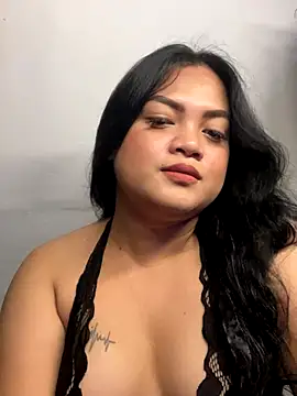 Moxie Molly online show from 09.28.25