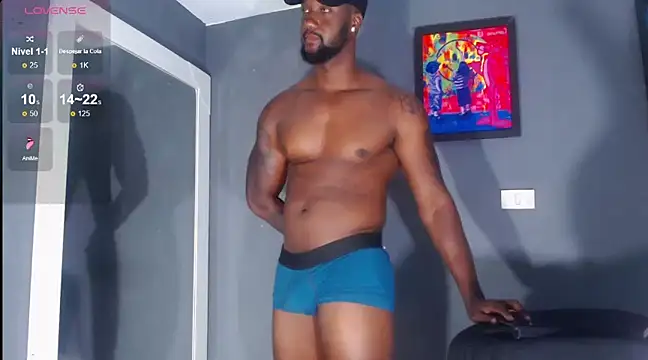 Snapshot of blackdrey18 chatting on 12.20.24 blackdrey18 online show from 12.20.24