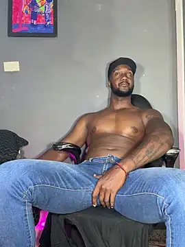 Snapshot of blackdrey18 chatting on 02.09.25 blackdrey18 online show from 02.09.25