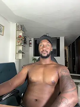 Snapshot of blackdrey18 chatting on 02.10.25 blackdrey18 online show from 02.10.25