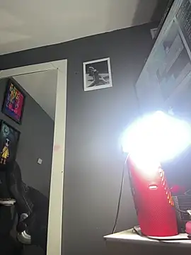 Snapshot of blackdrey18 chatting on 02.28.25 blackdrey18 online show from 02.28.25