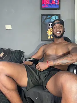 Snapshot of blackdrey18 chatting on 03.09.25 blackdrey18 online show from 03.09.25