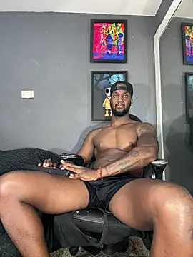 Snapshot of blackdrey18 chatting on 03.13.25 blackdrey18 online show from 03.13.25