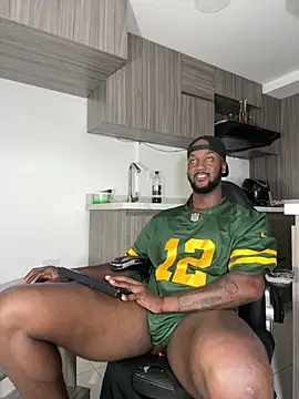 Snapshot of blackdrey18 chatting on 03.22.25 blackdrey18 online show from 03.22.25