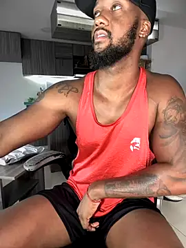 Snapshot of blackdrey18 chatting on 09.13.25 blackdrey18 online show from 09.13.25