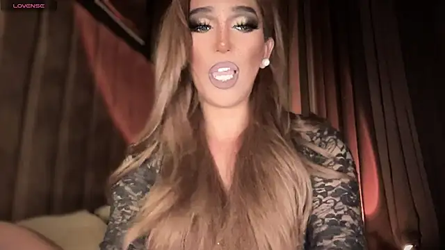 Snapshot of Lo_la_69 chatting on 10.12.25 Lo la 69 online show from 10.12.25