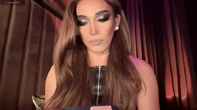 Snapshot of Lo_la_69 chatting on 10.29.25 Lo la 69 online show from 10.29.25