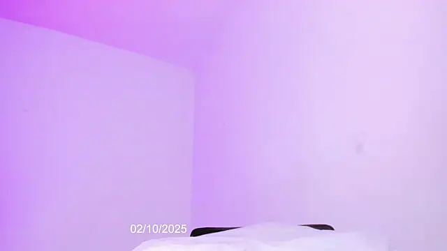 Snapshot of Coral_Princex chatting on 10.03.25 Coral Princex online show from 10.03.25