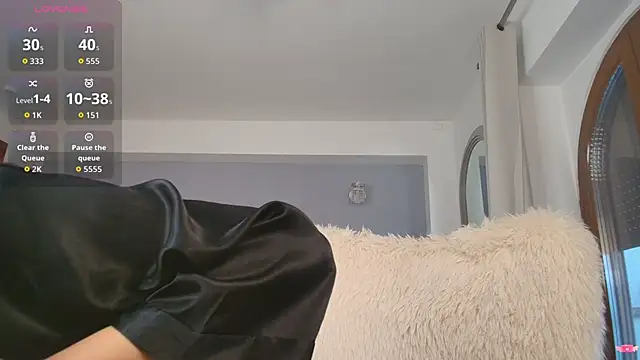 Anna Lewis online show from 12.16.25