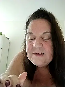 Yaya Mineira online show from 09.18.25