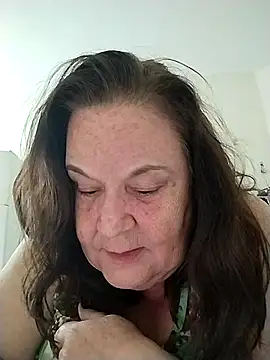 Yaya Mineira online show from 10.10.25