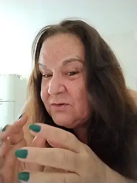 Yaya Mineira online show from 11.15.25