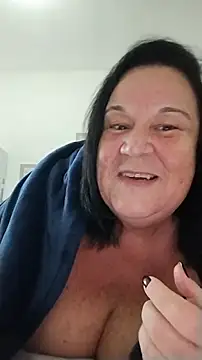Snapshot of Yaya_Mineira chatting on 06.11.26 Yaya Mineira online show from 06.11.26