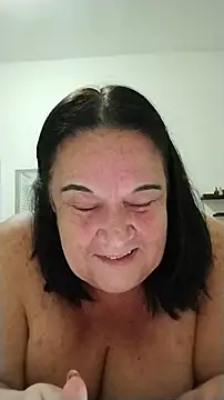 Snapshot of Yaya_Mineira chatting on 06.27.26 Yaya Mineira online show from 06.27.26