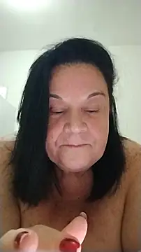 Snapshot of Yaya_Mineira chatting on 07.24.26 Yaya Mineira online show from 07.24.26