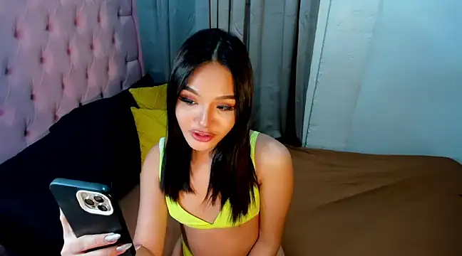 Snapshot of Arkangelxx chatting on 12.21.24 Arkangelxx online show from 12.21.24