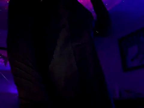 Snapshot of Kik_SickSlut88 chatting on 10.31.25 Kik SickSlut88 online show from 10.31.25