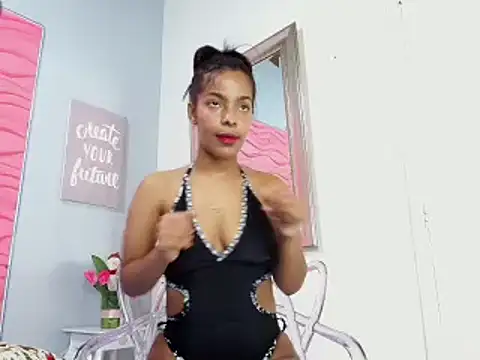  Valeria Brown online show from 12.14.24