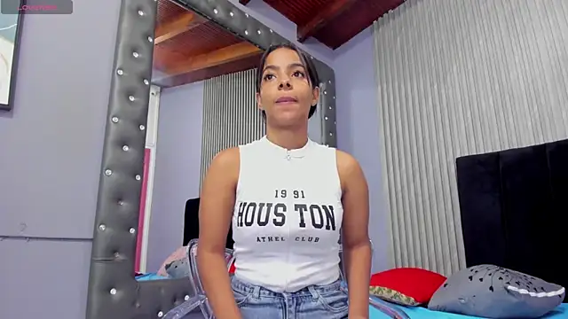  Valeria Brown online show from 12.21.25