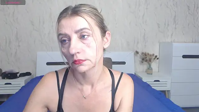ZoeGrant online show from 12.26.24