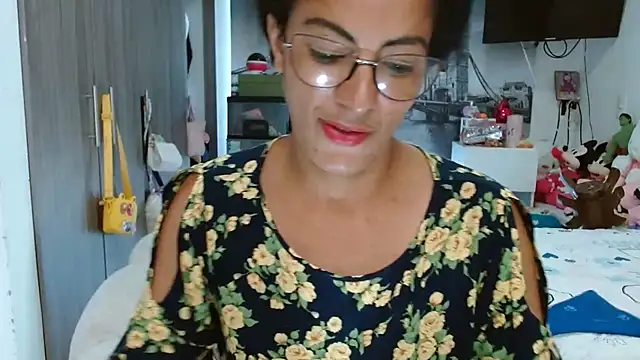 Snapshot of kateleyagrey chatting on 12.10.24 kateleyagrey online show from 12.10.24