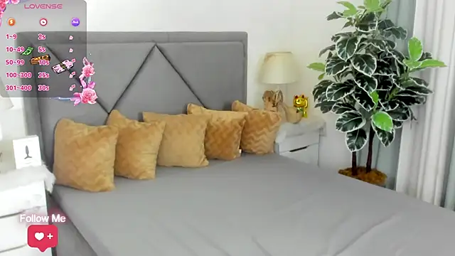 Miss Cattleya69 online show from 11.19.25