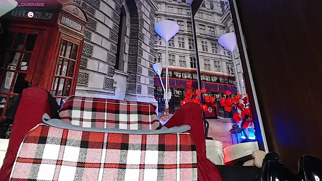 IamIris69 online show from 09.26.25