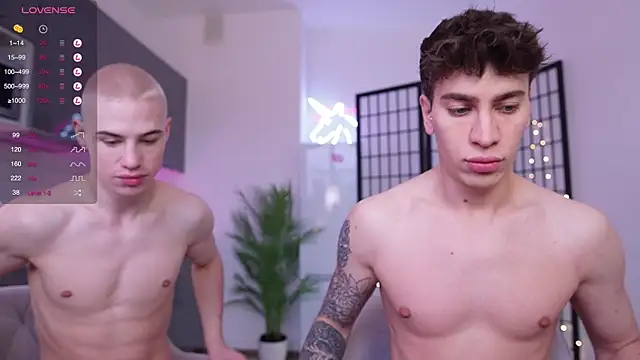 Evan  White  online show from 12.02.24