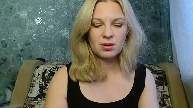 BlondeFox online show from 10.14.25