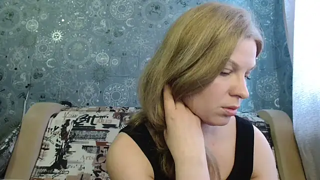 BlondeFox online show from 04.10.26