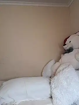 Snapshot of BoobQueenxx chatting on 02.24.25 BoobQueenxx online show from 02.24.25