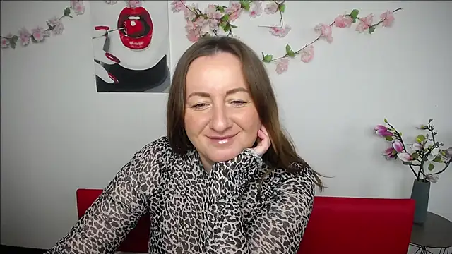 Abby Taylorr online show from 11.19.25