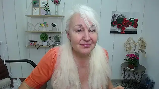 BlondyLeeBest online show from 03.08.25