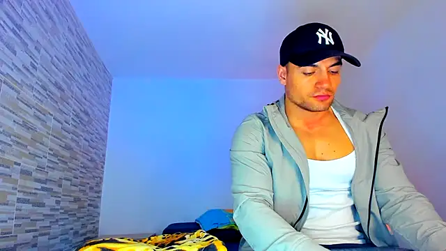nicolas herrera online show from 02.24.25