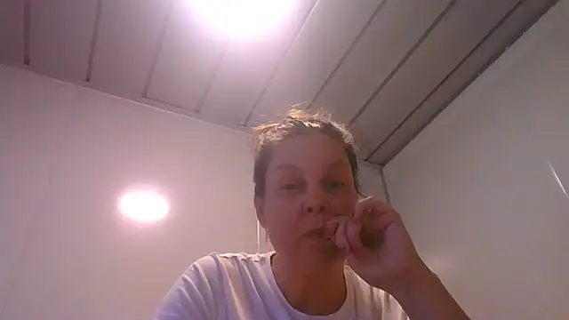 Snapshot of fulloferotic chatting on 04.19.26 fulloferotic online show from 04.19.26